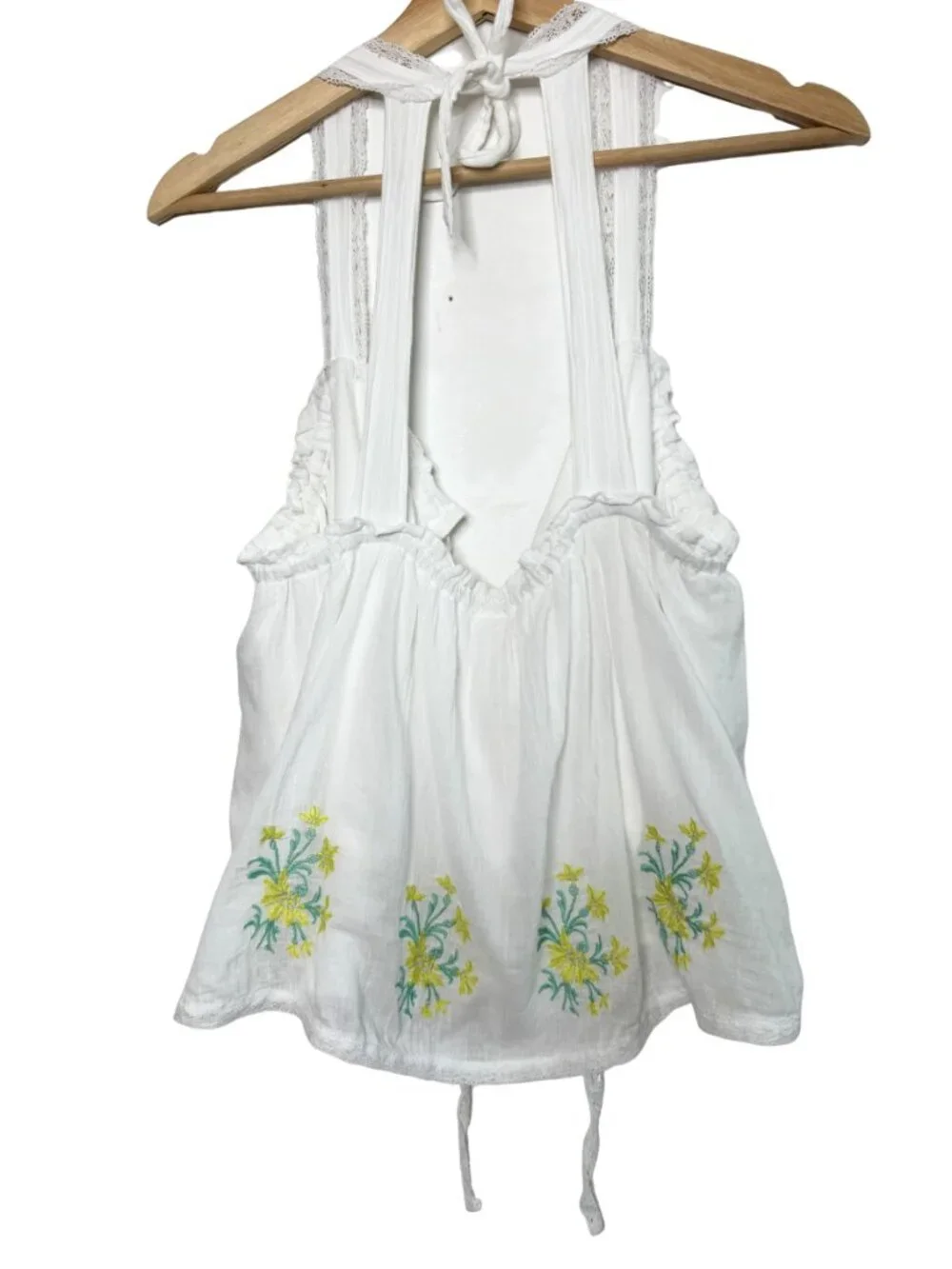 Free People White Embroidered Floral Boho Tank Ruffle Tie Neck Sleeveless Top S